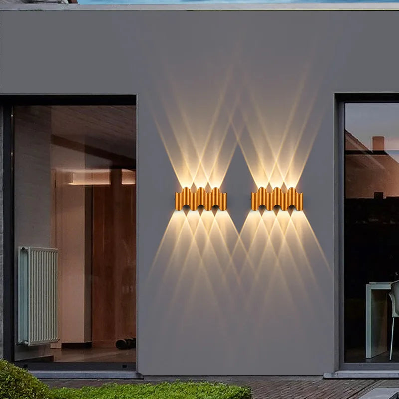 lampe murale moderne or noir contemporaine led extérieure aluminium fixations visées minimaliste