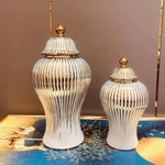 vase blanc doré rayures verticales moderne élégant couvercle décoration maison