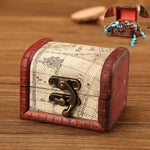 boîte bijoux vintage bois imprimé floral artisanal cadenas métal rouge marron beige