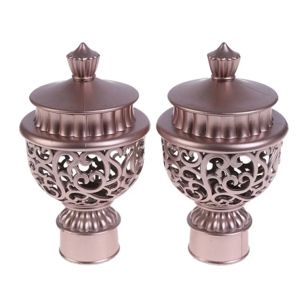 pommes rideau blanc argent rouge doré noir ajourées motifs floraux élégant classique