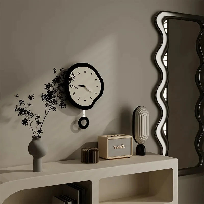 Horloge murale silencieuse multicolore