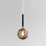 Lampes suspendues modernes verre coloré bleu rouge ambre blanc gris doré noir minimaliste