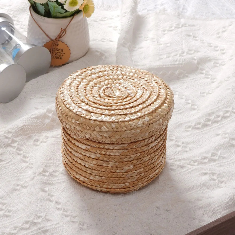panier rangement tissé paille naturelle rustique boîte rangement cosmétiques réutilisable respectueux environnement beige clair