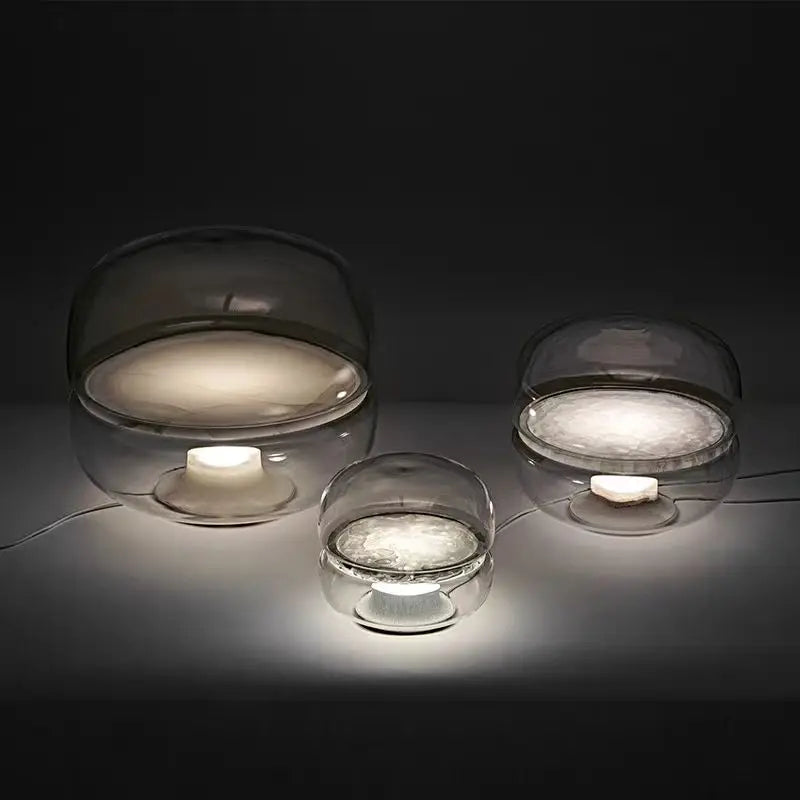 lampe poser verre marbre gris fumé éclairage led moderne minimaliste interrupteur bouton vitrail opacité