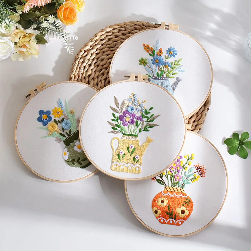 kit broderie tissu coton fleurs vases multicolore instructions aiguille anneaux DIY decoration chambre pastoral
