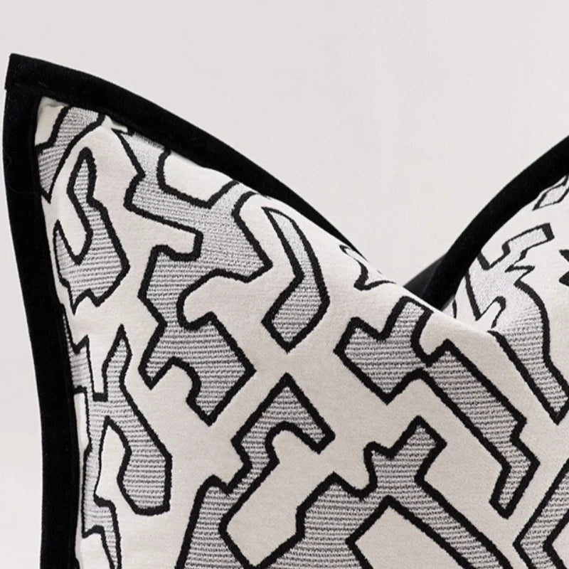 housse coussin carré blanc noir motif géométrique nordique polyester contemporain décoration intérieure voiture sofa