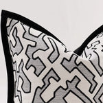 housse coussin carré blanc noir motif géométrique nordique polyester contemporain décoration intérieure voiture sofa