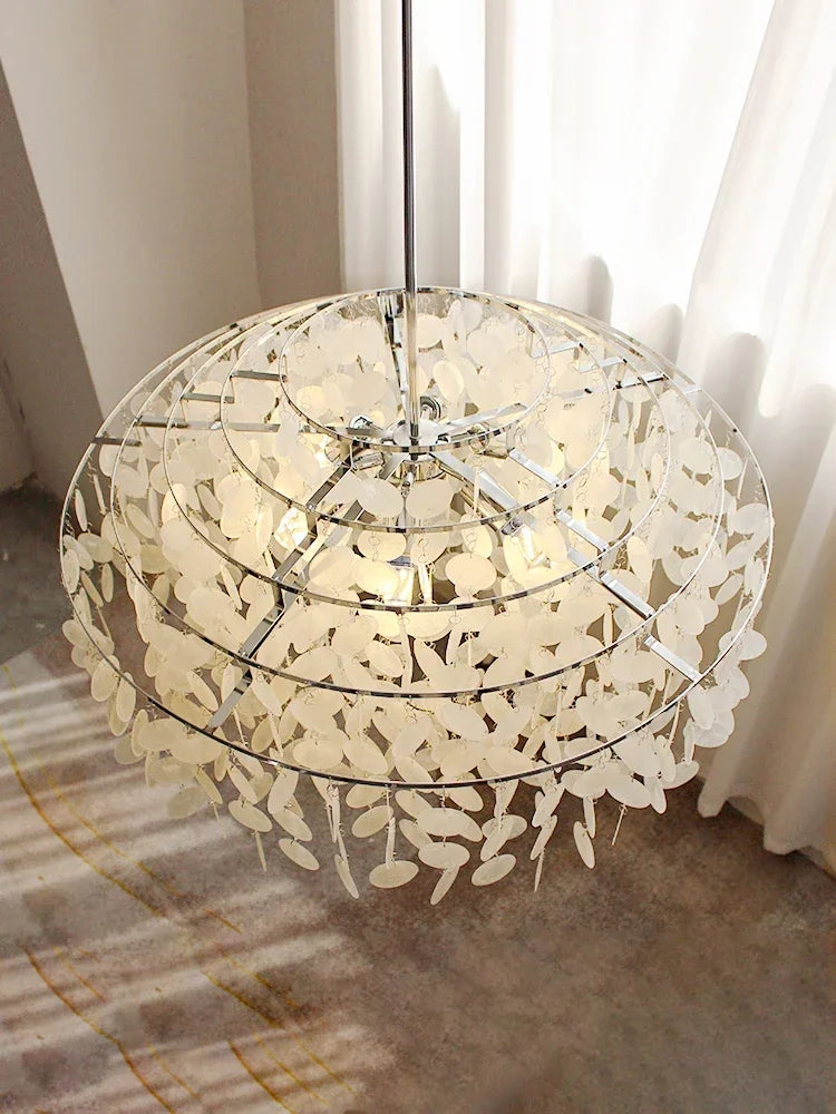 Suspension lumineuse moderne fer blanc coquillage superposé éolienne élégante chambre restaurant
