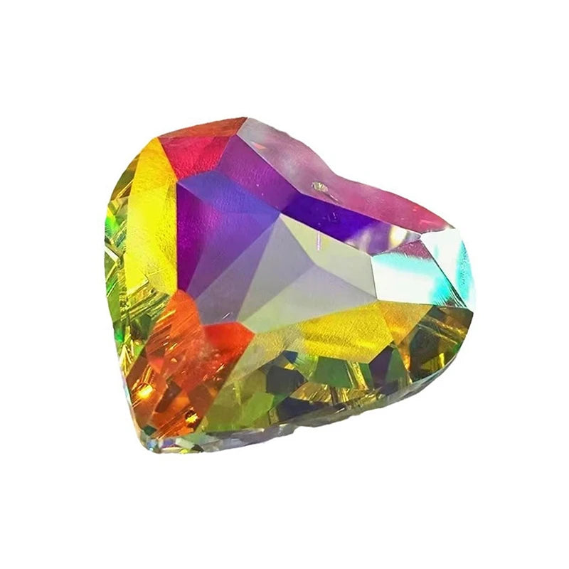 pendentif multicolore facettes géométriques transparent moderne élégant résine brillant chainette métalextérieur jardin