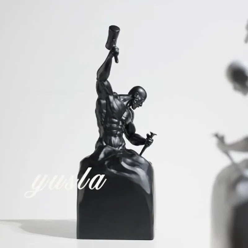 statuette homme marteau résine noir blanc moderne sculpture décorative maison salon