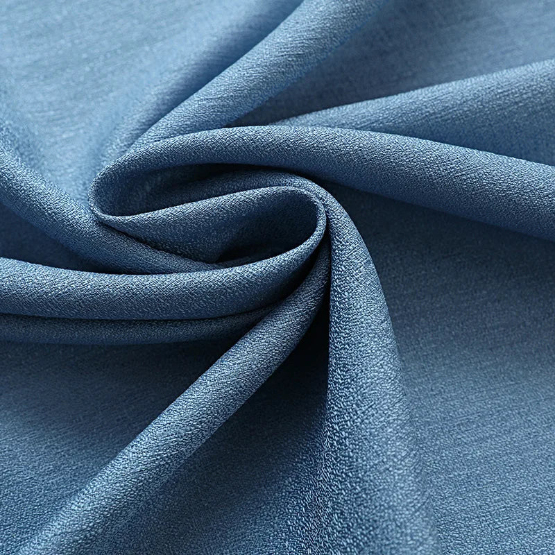 rideau semi transparent polyester texturé pompons bohème blanc bleu gris decoration tringle cordons serrage