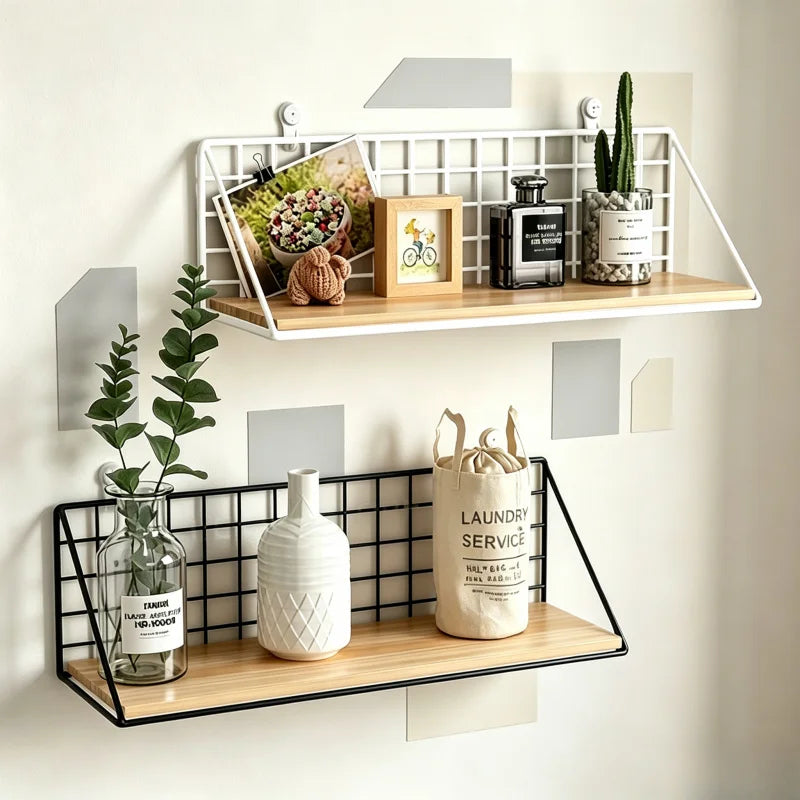 étagère murale industrielle métal bois blanc noir clips minimaliste vases cadres plantes