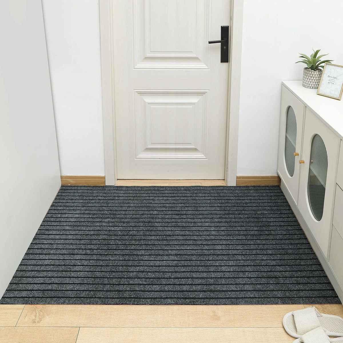 tapis moderne rayé gris rouge marron imperméable antidérapant lavable salon porte d'entrée