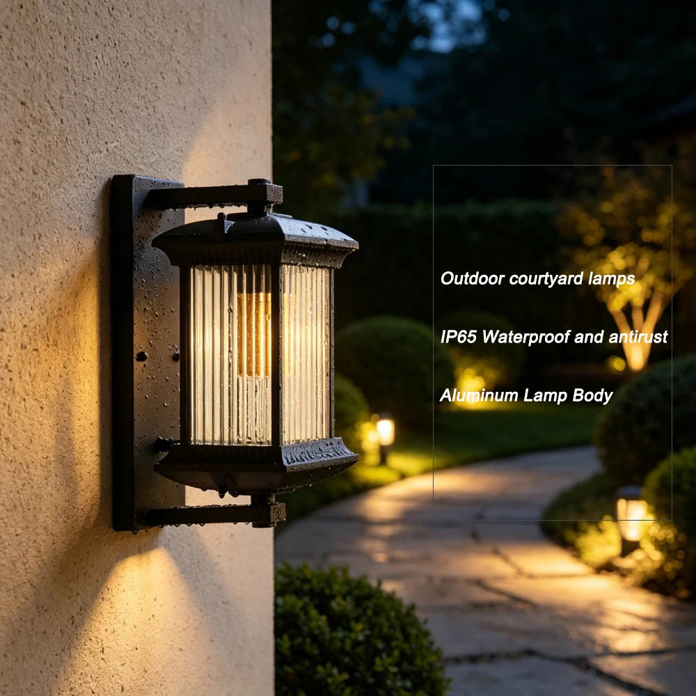 éclairage extérieur led moderne industriel verre rayures métal noir ambre fixations murales rustique