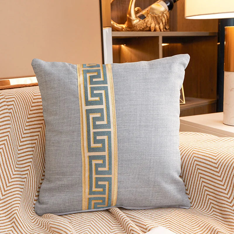 coussin oblong moderne motif géométrique doré rouge marron blanc bleu 45x45cm amovible lavable adultes
