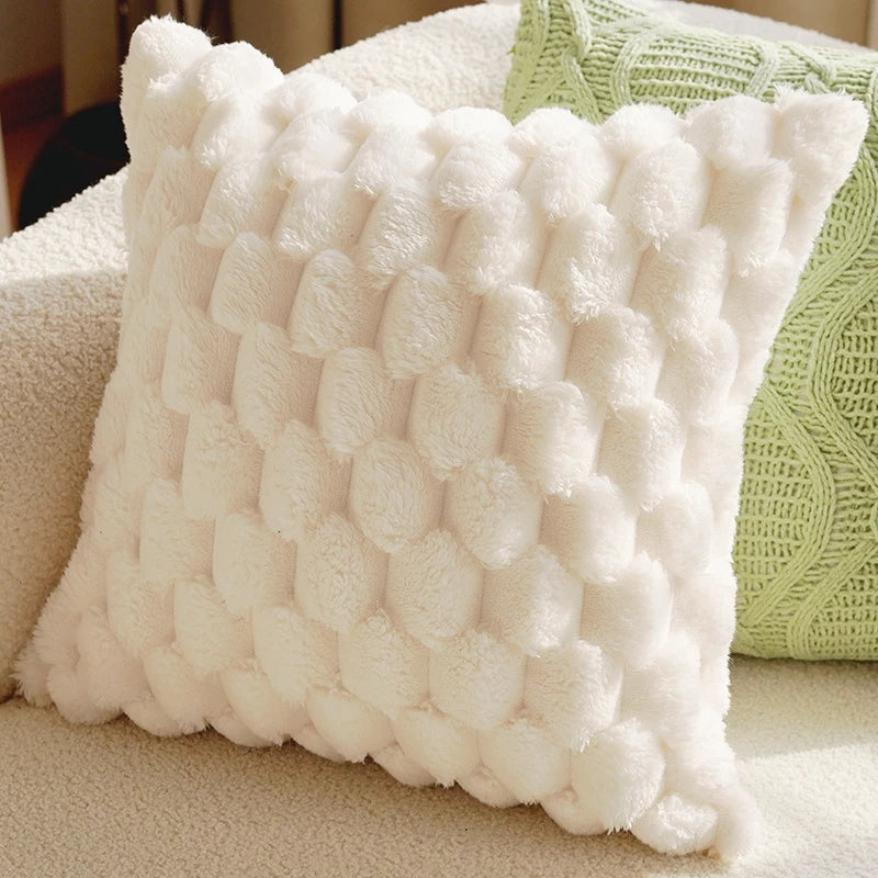 coussin décoratif peluche blanc motif boules doux canapé lit chaise maison