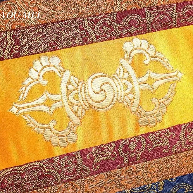 serviette table brodée ornements floraux orange bleu marine rouge classique fait main pâques table