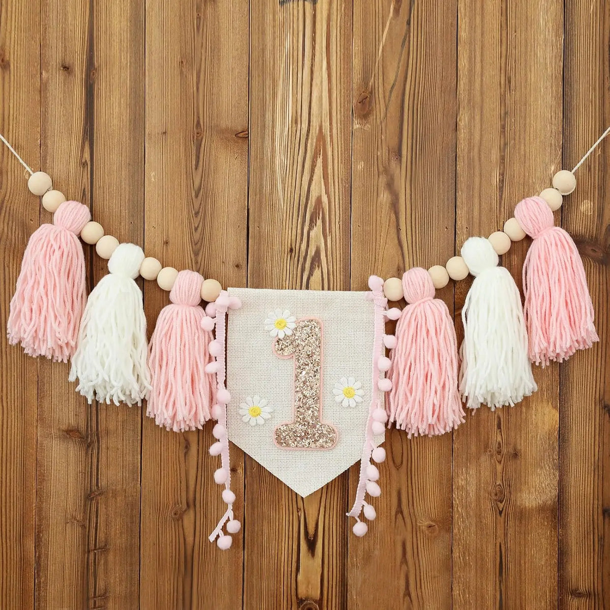 couronne bannière anniversaire fille rose fleurs pompons chiffre décoration fête enfant boho