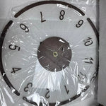 horloge murale bois marron clair minimaliste moderne salon quartz aiguille semi transparent déco chambre