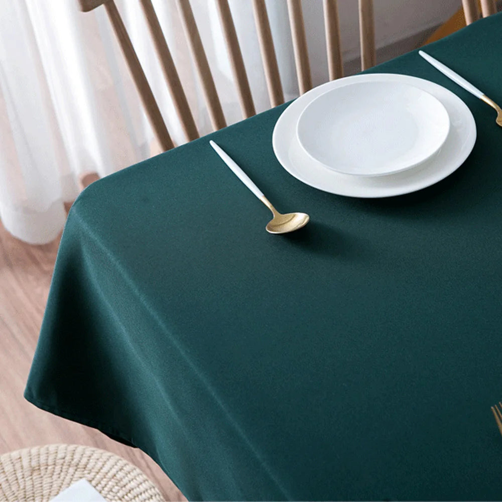 nappe vert foncé unie polyester table moderne réutilisable lavable machine occasionnelle festive