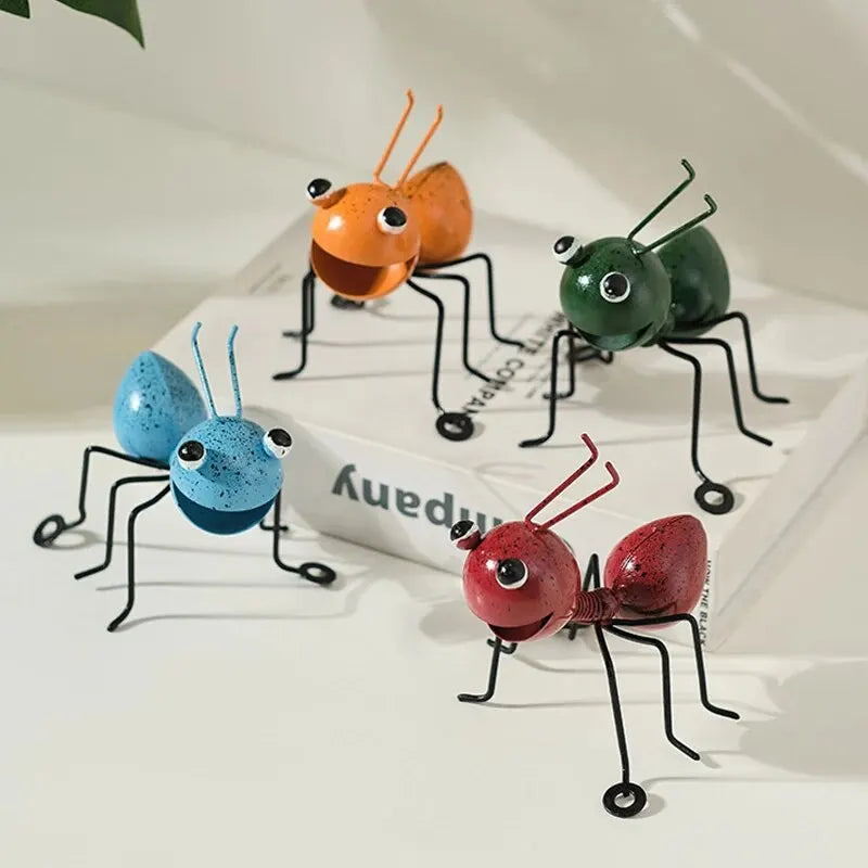 décoration murale métal fourmis animaux orange vert rouge bleu artistique ludiqueintérieur maison chambre salon
