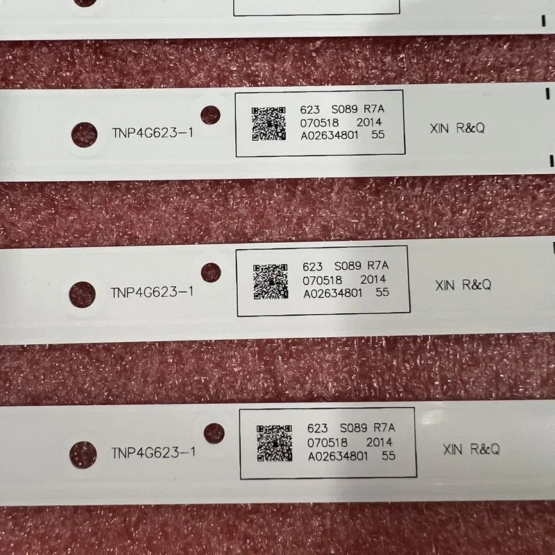 bande lumineuse led blanc moderne fixations technologie qr code certifications sécurité
