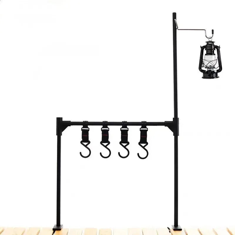 support rangement camping aluminium noir boite vaisselle pique nique suspendu lampe théière