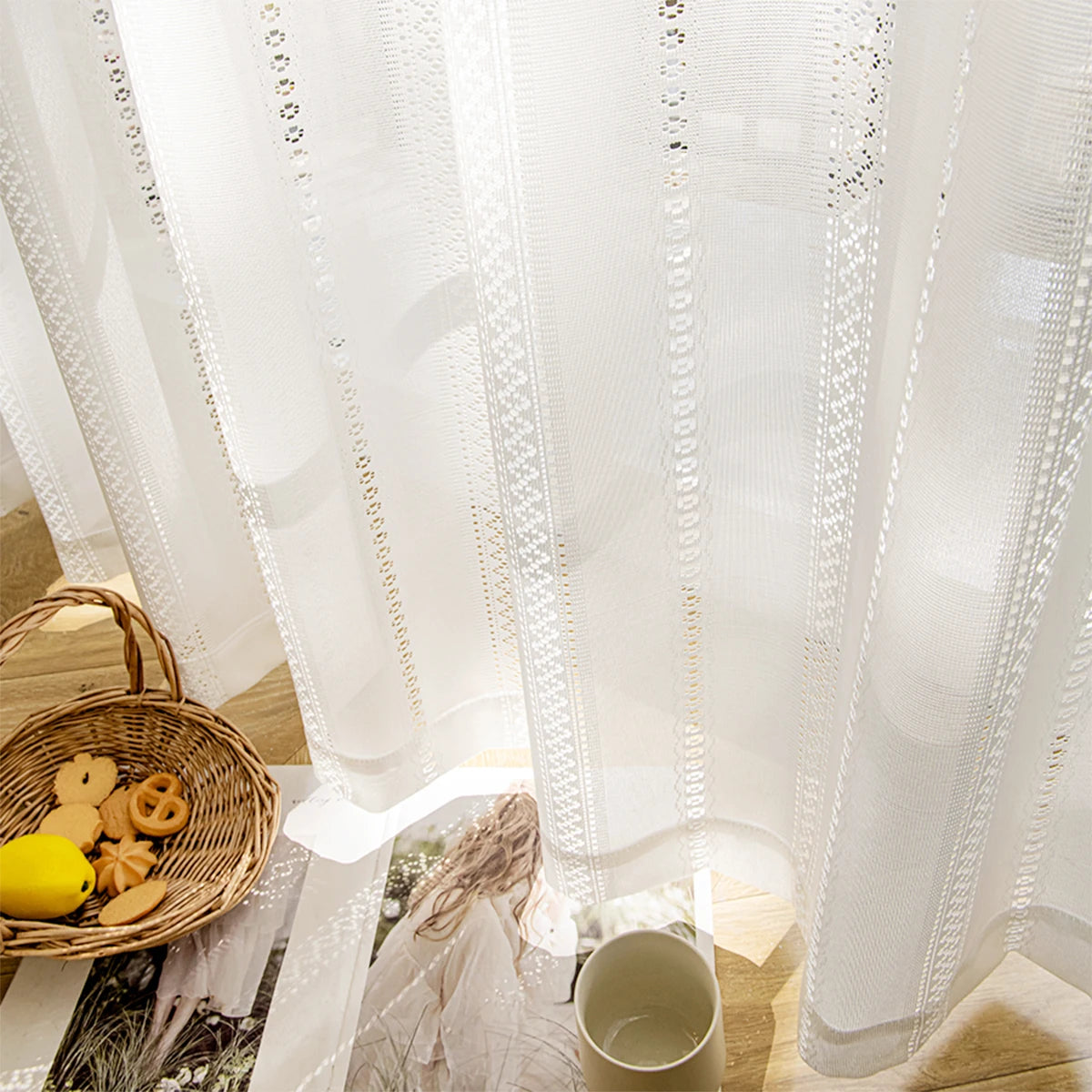 rideau blanc transparent classique élégant broderie fine polyester vertical rayures chambre salon