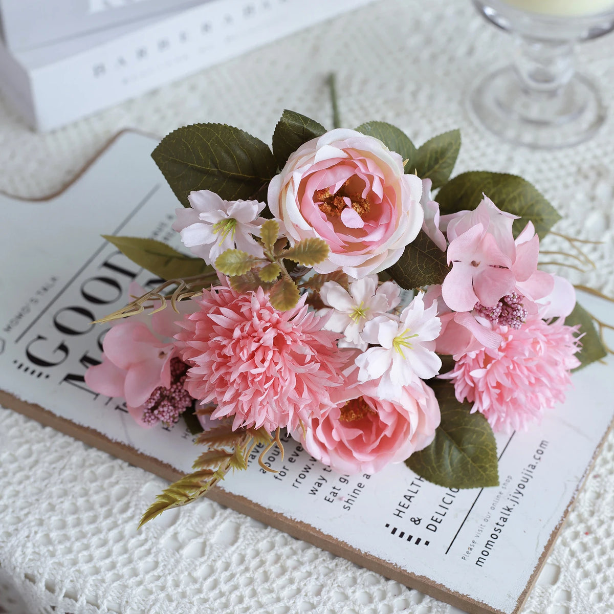 bouquet fleurs artificielles soie rose blanc mariage décoration intérieure classique anniversaire baby shower