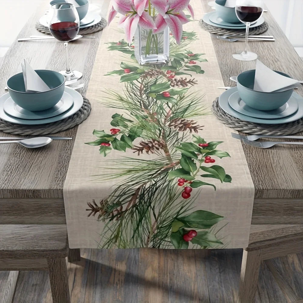 Une table de fête élégante avec une belle décoration de Noël, comprenant un centre de table avec des fleurs roses, des branches de pin et des baies rouges.