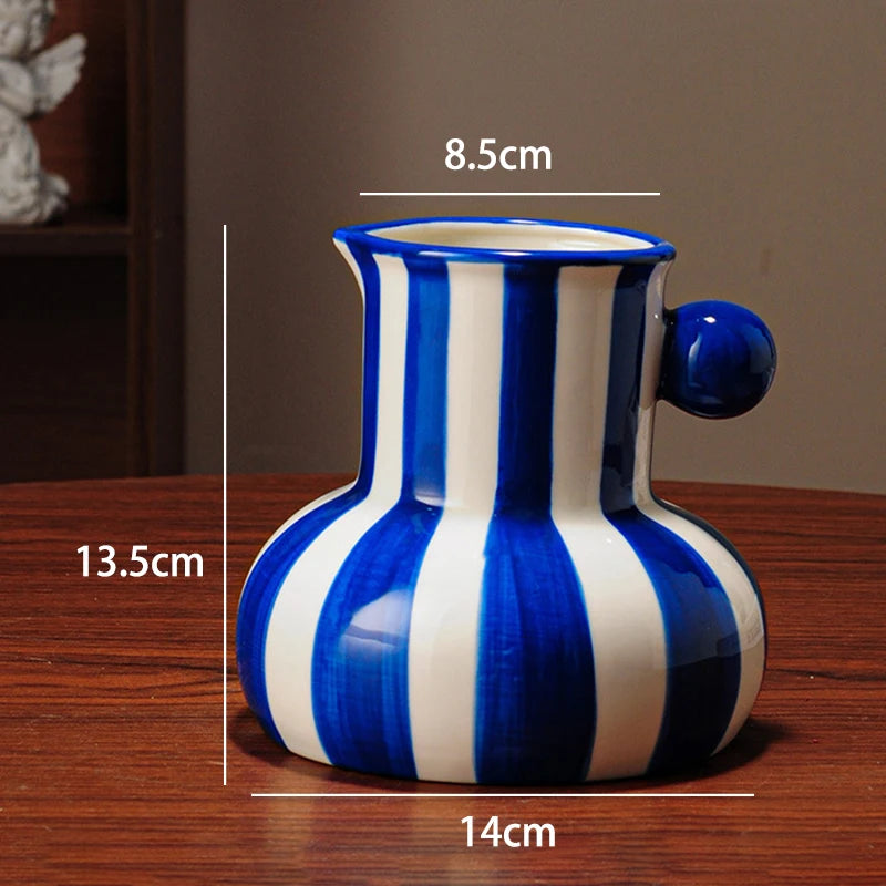 vase table céramique moderne rayé bleu rouge vert blanc noir