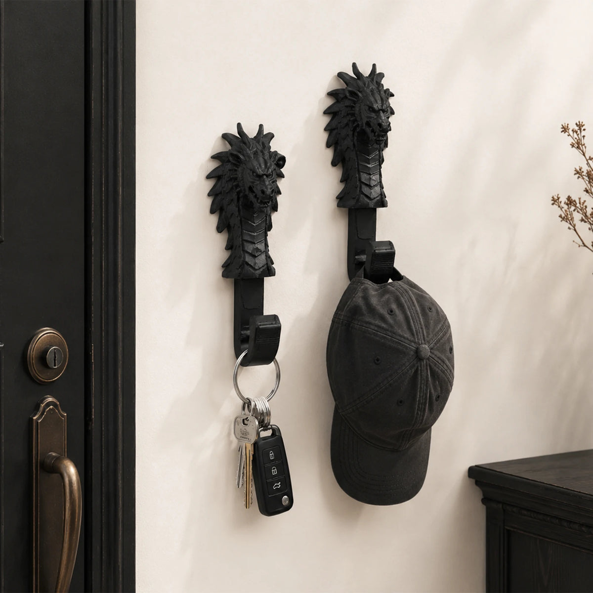 tête dragon noir sculpté fantasy crochet mural décoration gothique entrée médiéval écailles éléments texturés