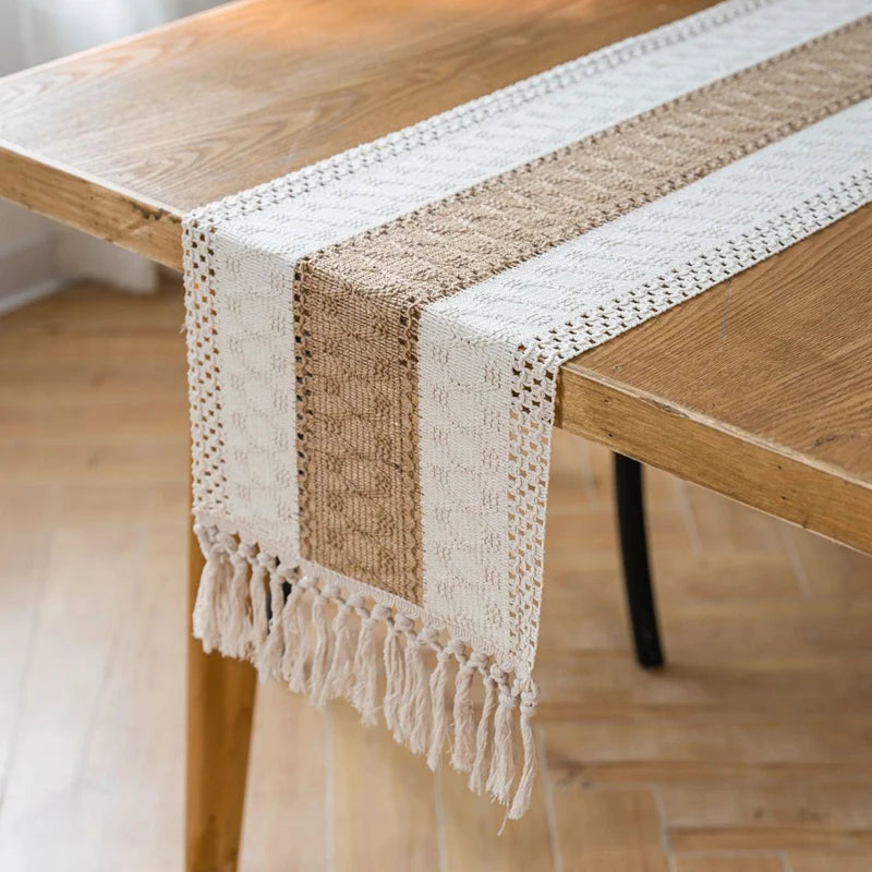 tableau lin chemin table géométrique franges rustique bohème beige blanc
