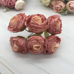 décoration intérieure vintage bouquet roses soie romantique mariage fleurs artificielles feuilles vertes tringle