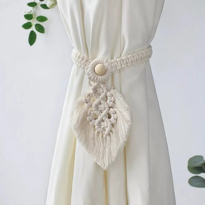 rubans macramé franges boho artisanal jaune beige blanc gris decoration intérieure bohème