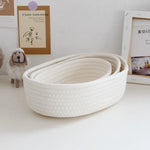 paniers rangement tressés rotin blanc beige gris clair réutilisables respectueux environnement moderne rustique multifonctionnels