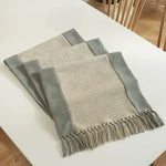 nappe tissée franges scandinave minimaliste gris beige vertebranches verte plante verte pot artwork encadré