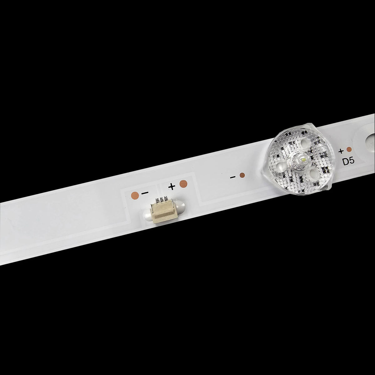 bande lumineuse led adhésive blanche moderne connecteur électrique certification