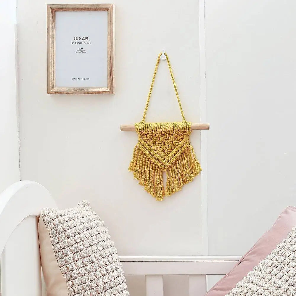 tapisserie macramé jaune franges bohème moderne coton tiges bois opaque