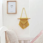 tapisserie macramé jaune franges bohème moderne coton tiges bois opaque