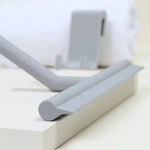 nettoyant vitre poignée longue brosse plate caoutchouc noir gris clips moderne minimaliste