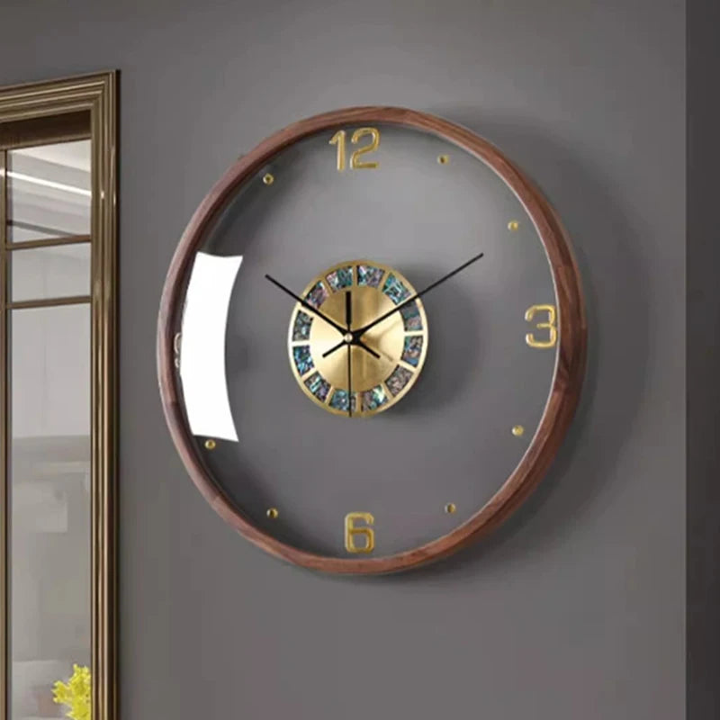 horloge murale moderne élégante face unique bois chiffres dorés aiguilles secondes quartz batterie