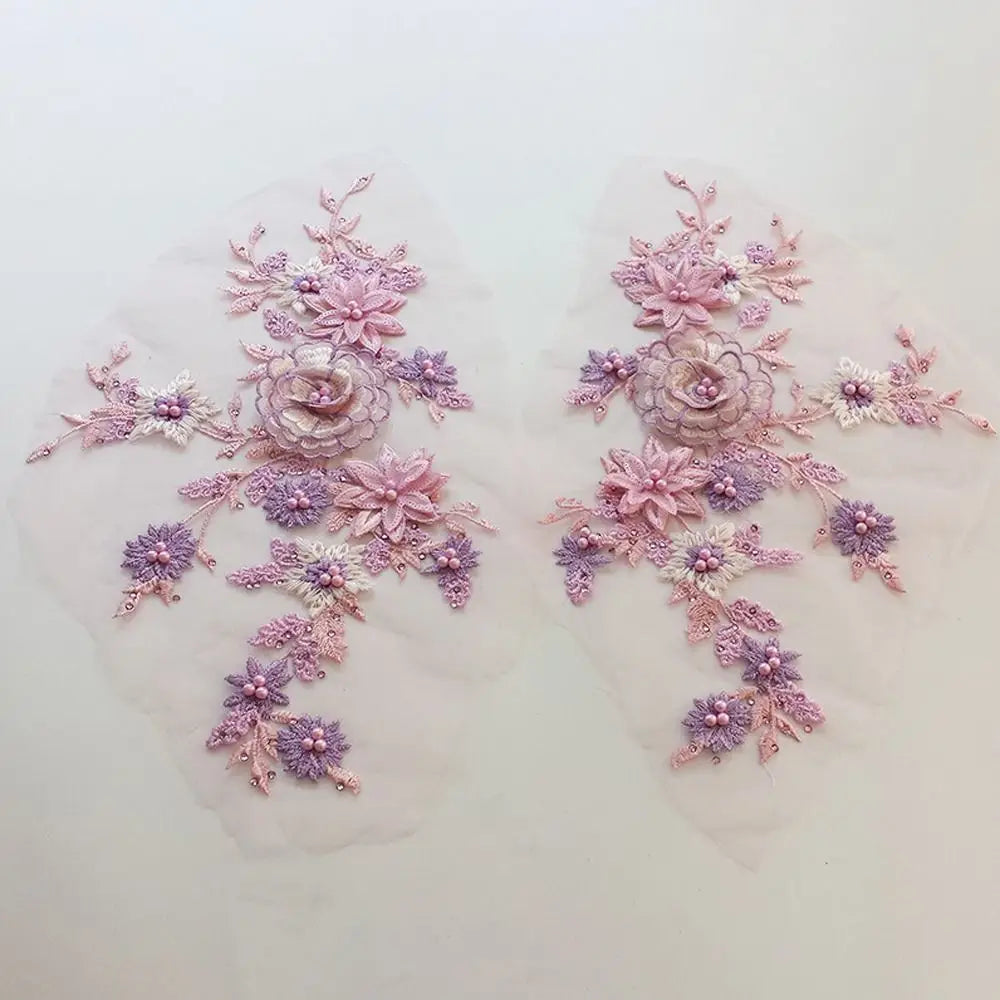appliques textiles fleurs brodées couleurs rose beige violet vert