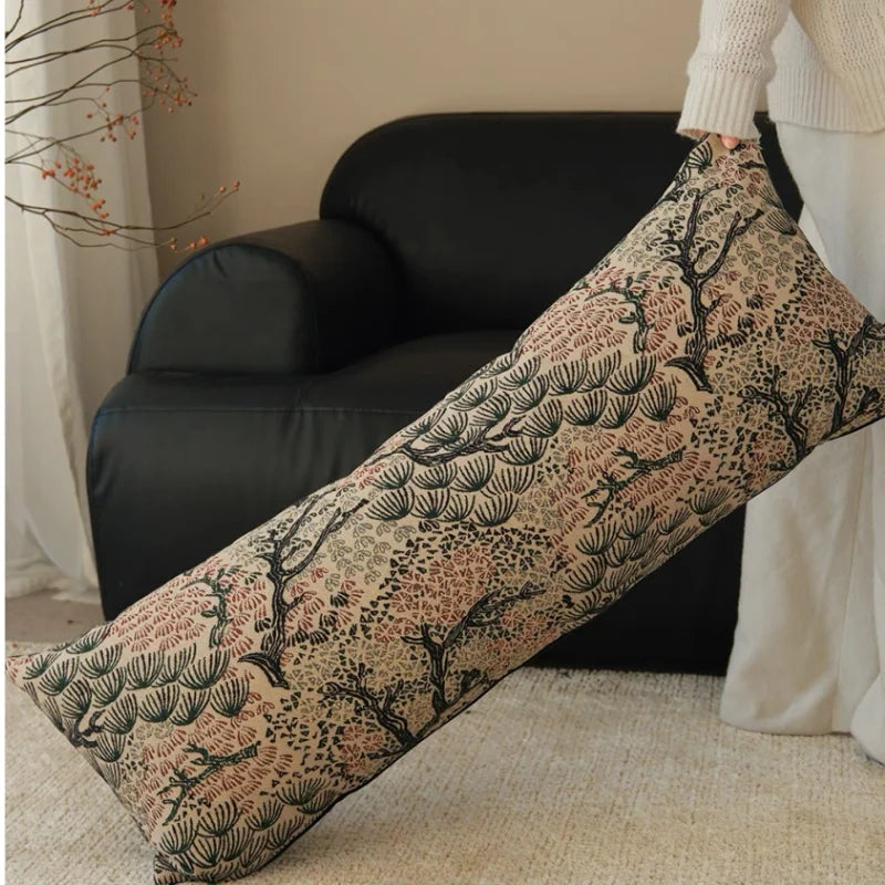 coussin rectangulaire motif floral traditionnel beige noir vert rouge adhésif lit canapé décor maison
