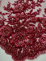 tissu dentelle brodée fleurs sequins rouge bordeaux blanc cassé rose pâle élégant translucide