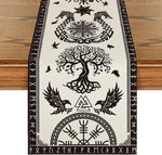 Cette image représente un motif scandinave monochrome complexe, avec des éléments symboliques tels qu'un arbre de vie, des oiseaux stylisés et des motifs géométriques entrelacés, suggérant des influences culturelles nordiques.