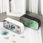 réveil numérique moderne miroir blanc noir vert alarme affichage heure température minimaliste