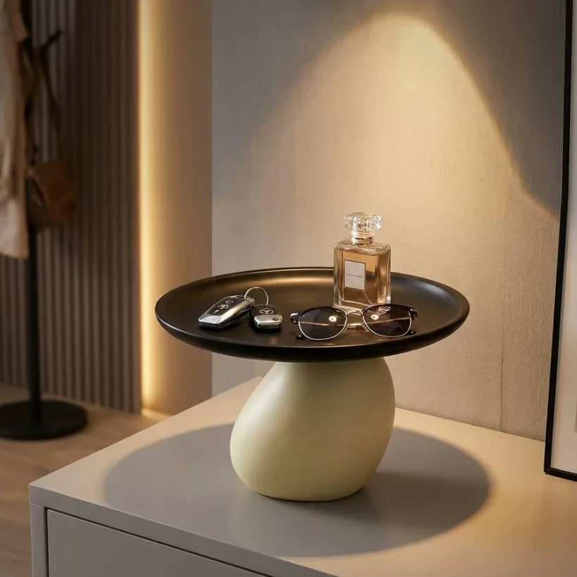 décoration intérieure moderne plateau résine noir crème marron fée éléments minimaliste