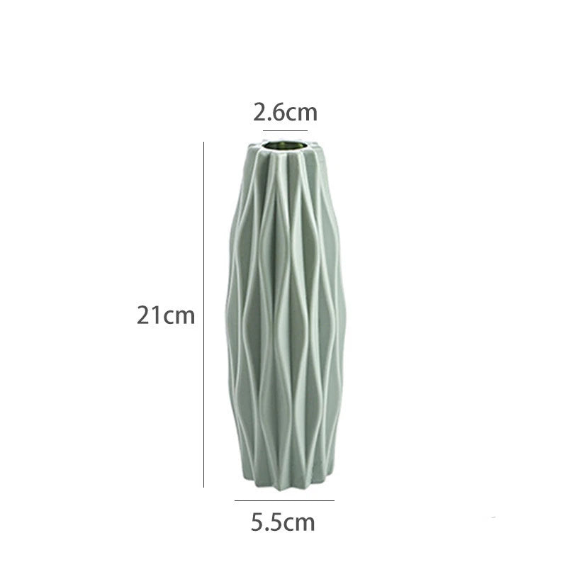 vase moderne plastique rose blanc motifs ondulés décoration florale artificielle table minimaliste