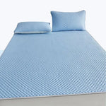 matelas rafraîchissant bleu clair texture géométrique moderne oreiller